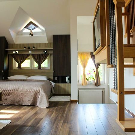 Studio Apartman Lakasa Раковица Экстерьер фото