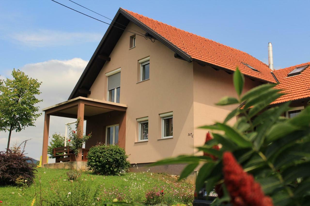 Studio Apartman Lakasa Раковица Экстерьер фото